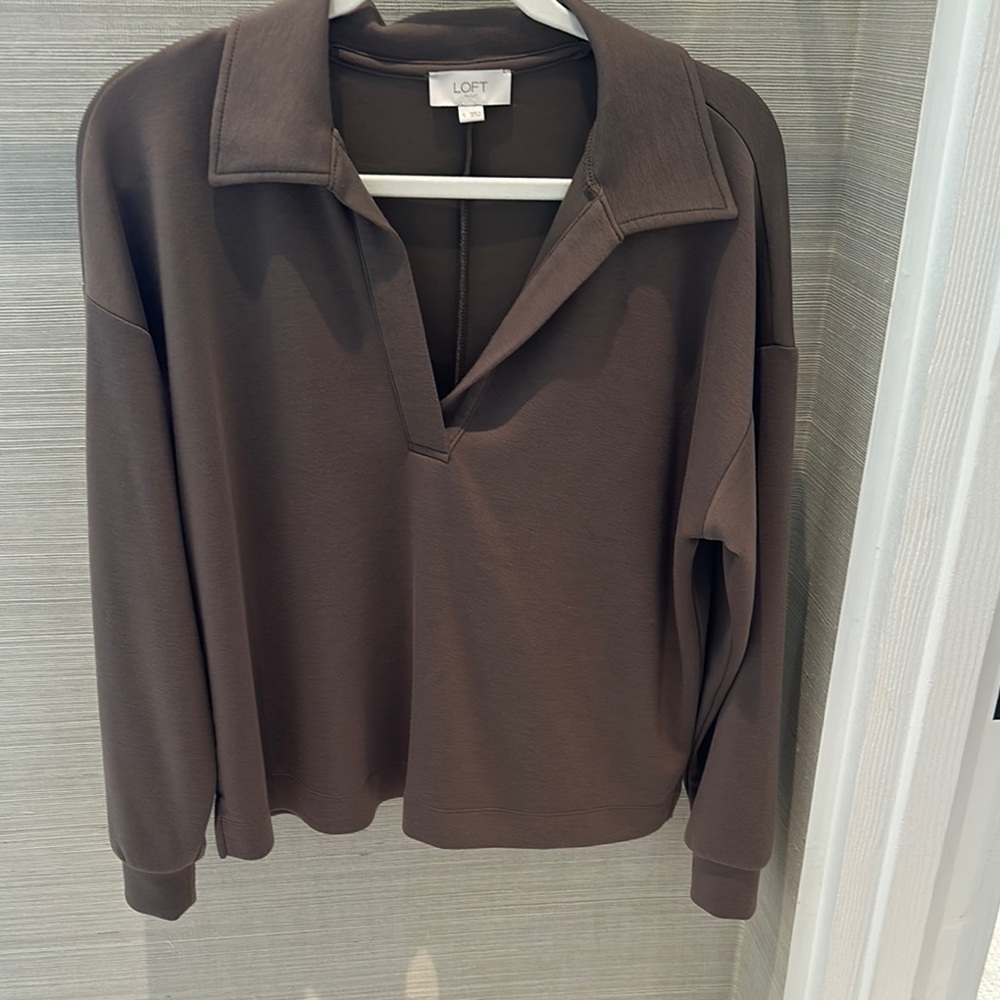 LOFT Outlet Brown Polo Collar Relaxed Sweatshirt
Lightly worn